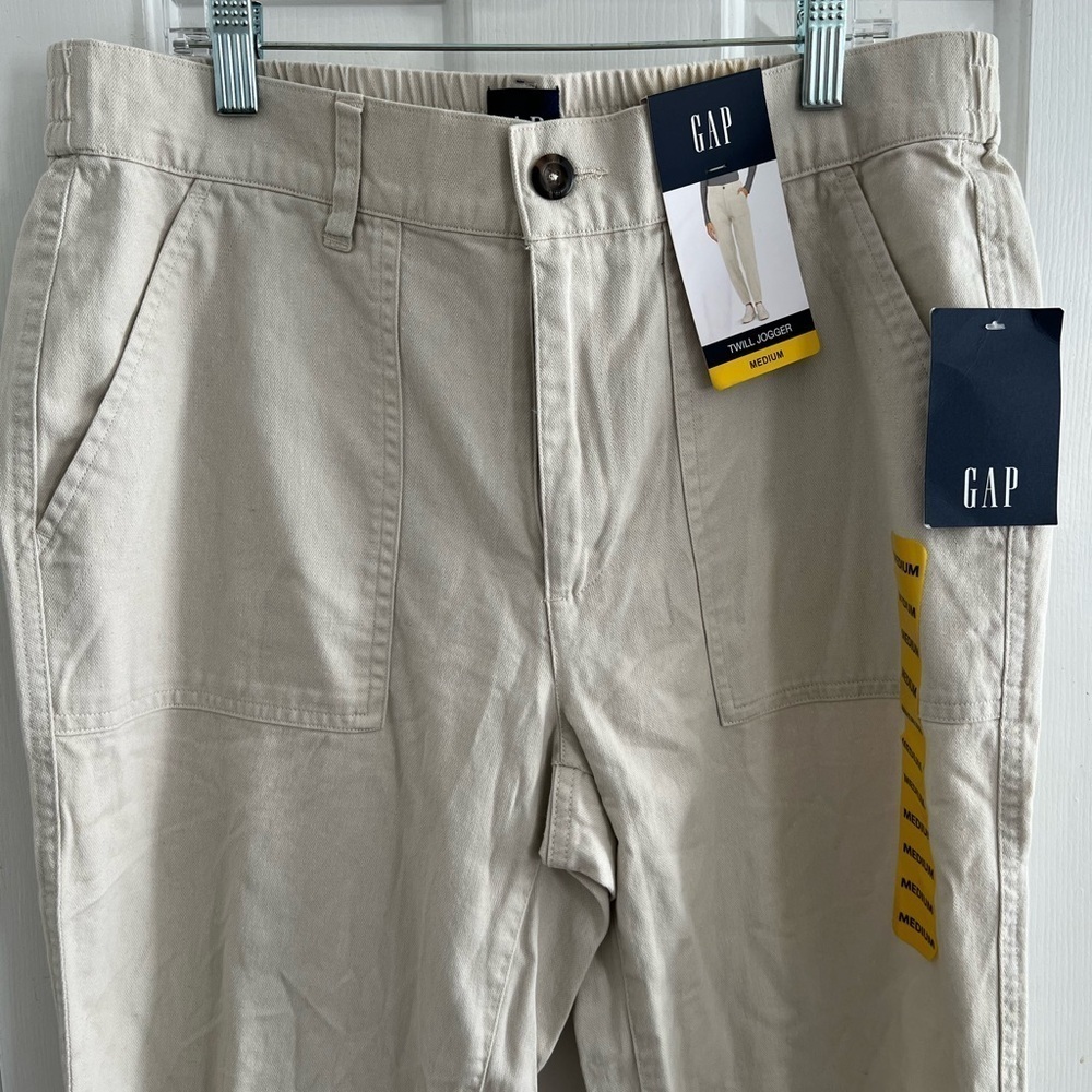NWT GAP Twill Jogger Size Medium - Picture 6 of 7